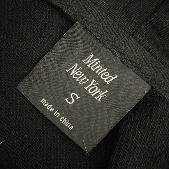 Minted NY Hoodie - Picture 4 of 4